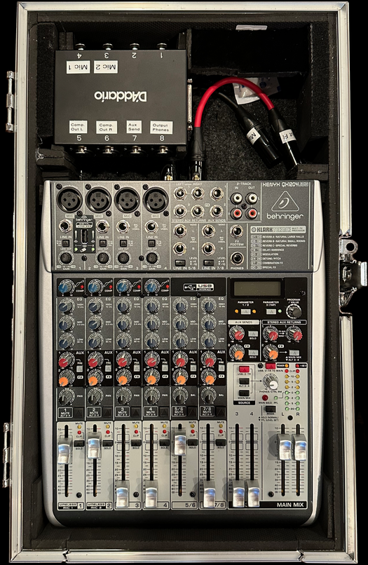 Output / Mic Mixer case with the mixer and snake box inserted